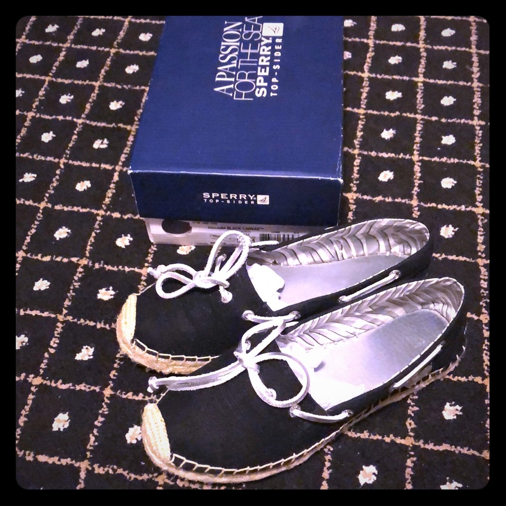 Black canvas Sperry Espadrilles